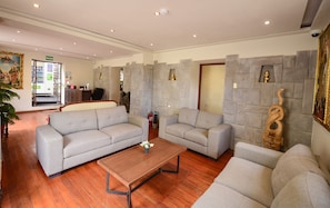 Reception - Hotel Boutique Gold Garden (Cusco)