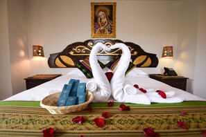 Coffres-forts dans les chambres, bureau, rideaux occultants