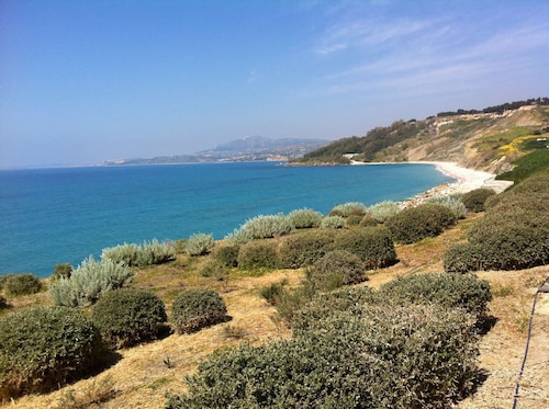 Detached villa with beautiful terrace overlooking the sea Offer 23.-31. 08 600Euro