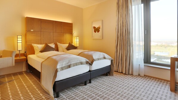 Allergikerbettwaren, Zimmersafe, Schreibtisch