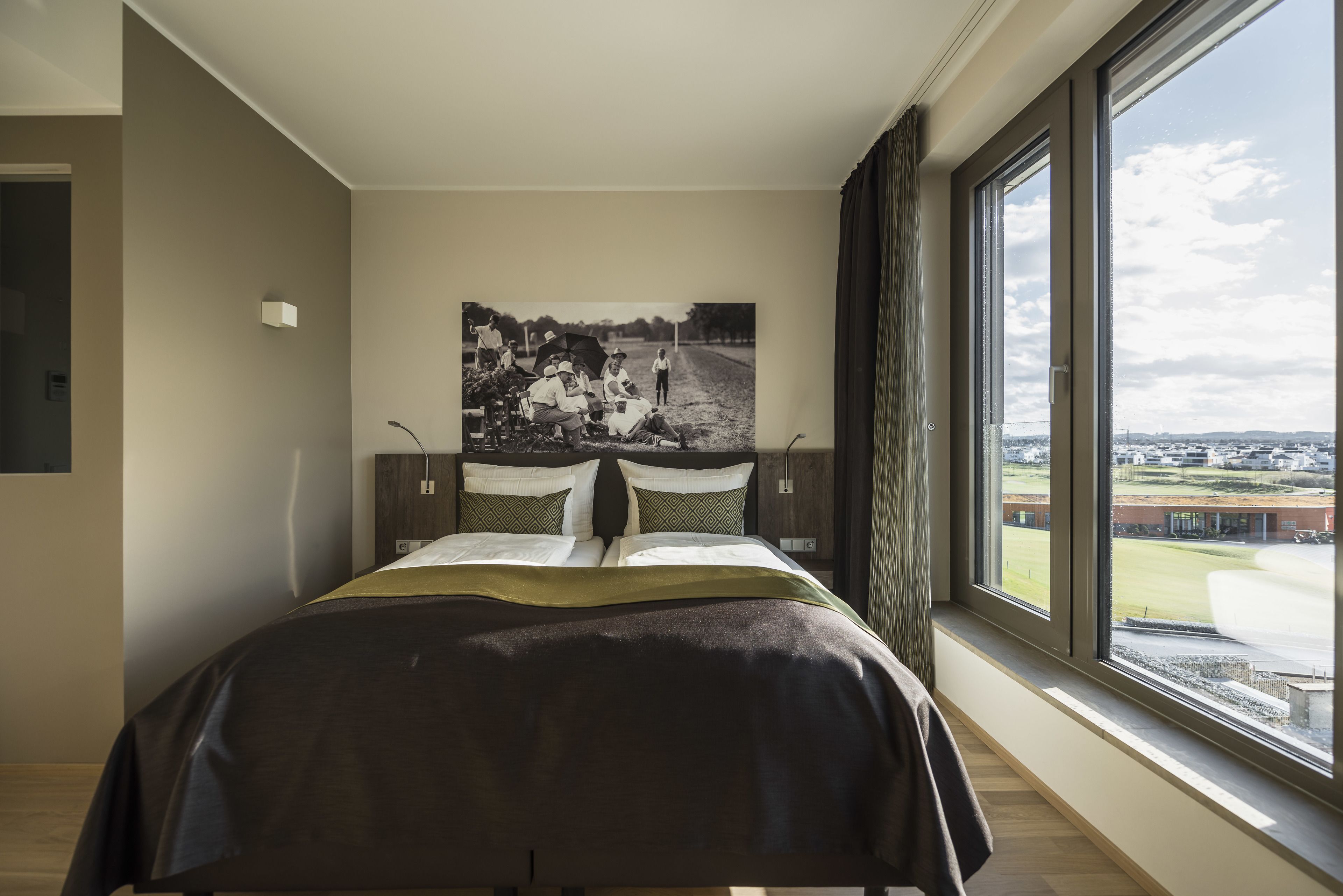 classic double room single use, 1 double bed (2 mattresses) | hypo-allergenic bedding, in-room safe, desk, laptop workspace