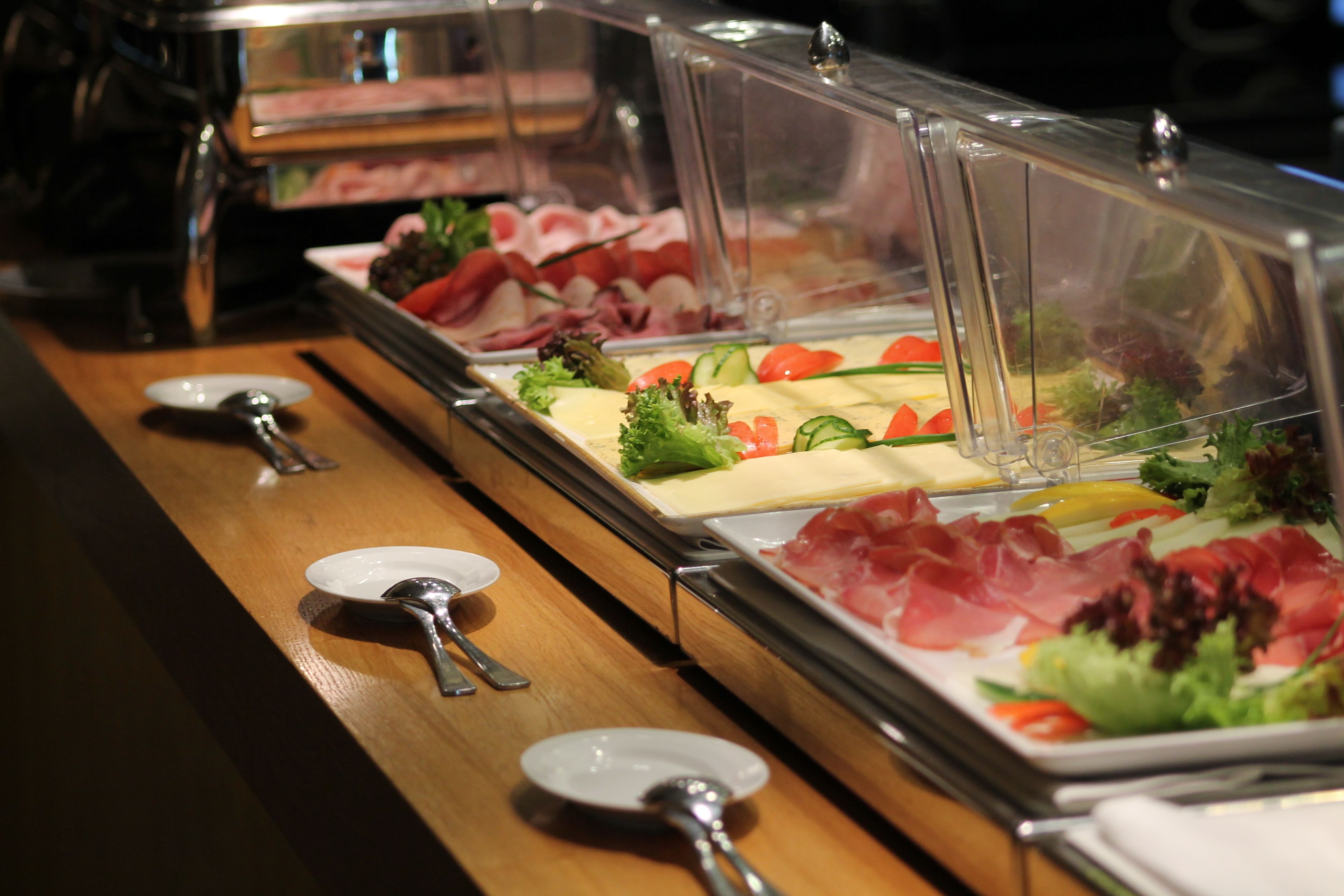 daily buffet breakfast (eur 23 per person)