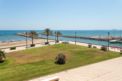 ApartUP Saplaya Harbour