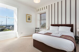 Deluxe House, 4 Bedrooms, Non Smoking | 4 bedrooms, premium bedding, individually decorated