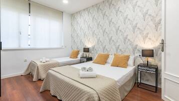 2 habitaciones, tabla de planchar con plancha y wifi gratis