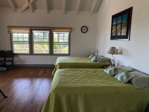 Zimmer, Mehrere Betten, Nichtraucher | 5 Schlafzimmer