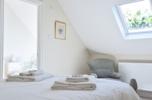 2 chambres, fer et planche Ă repasser, Wi-Fi, draps fournis