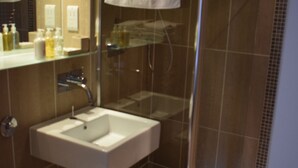 Unclassified image, 5 of 9, button - Serviced Apartments Leeds 6 (Leeds)