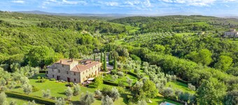 Romslig luksus apt i Chianti, basseng, concierge, vin og cocktailbar, gratis WiFi, se VIDEO!