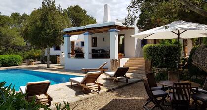 Schönes Haus in Ibiza in natürlicher Umgebung, WIFI, BBC, Pool, umweltfreundlich