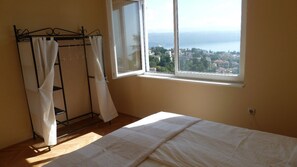 1 habitación, wifi y ropa de cama