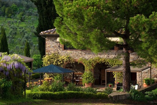 Spectacular Villa sleeping 12, Large private Pool, 9 km South of Florence City