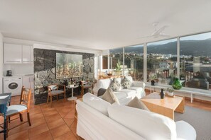 Living area - Plunge pool, terraces, garden, BBQ & lounge [A] (Icod de los Vinos)