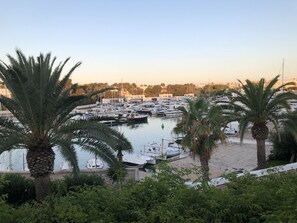 Marina - House for 8 people (4 bedrooms) with swimming pool and superb view of the marina (Cala d'Or)