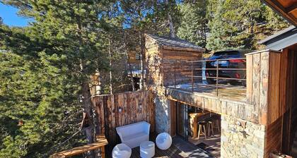 Magnificent CHALET in the heart of the resort of Les Angles, EXCEPTIONAL VIEW.wifi.SPA