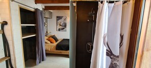 4 bedrooms, in-room safe, iron/ironing board, travel cot - Magnificent CHALET&SPA in the heart of the resort of Les Angles, EXCEPTIONAL VIEW.wifi (Les Angles)