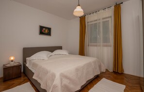 2 bedrooms, free WiFi, bed sheets