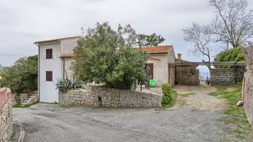 Esterni