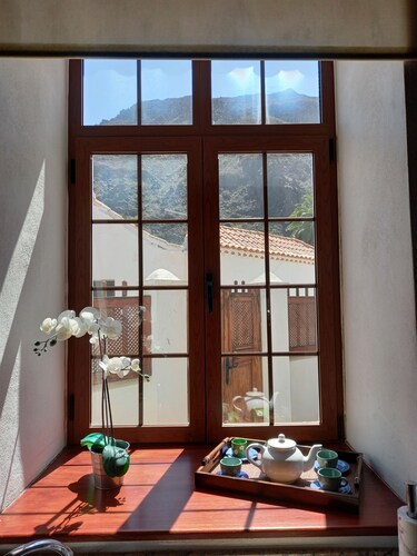 Talo PARADISEISSA, jossa rauha on sääntö