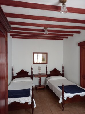 1 bedroom, in-room safe, iron/ironing board, WiFi