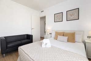 2 Schlafzimmer, Zimmersafe, Bügeleisen/Bügelbrett, Reisekinderbett