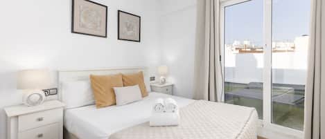 2 bedrooms, in-room safe, iron/ironing board, travel crib