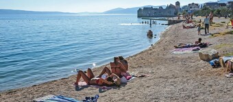 Nice home in Kastel Sucurac with WiFi