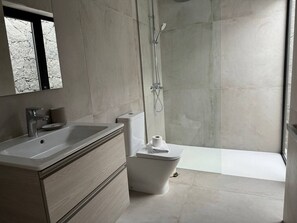 Badekar og hårføner