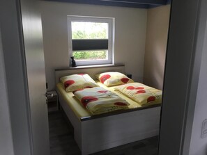 4 camere