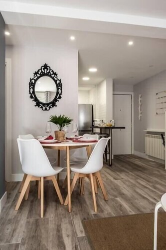 VALTOUR Nouveau à côté du Centre+Wifi+AC+Terrasse