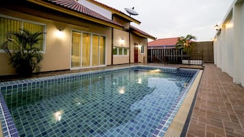 Exclusive Villa | Living area | 43-inch Smart TV with cable channels