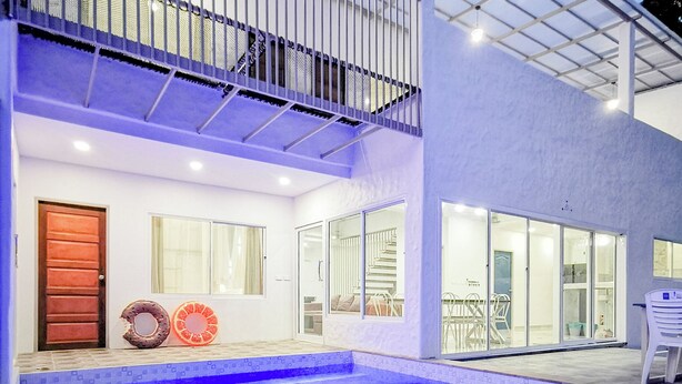 Ảnh chưa phân loại, 1 trong số 163 ảnh, nút