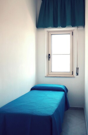 3 slaapkamers, een bureau, een strijkplank/strijkijzer, gratis wifi