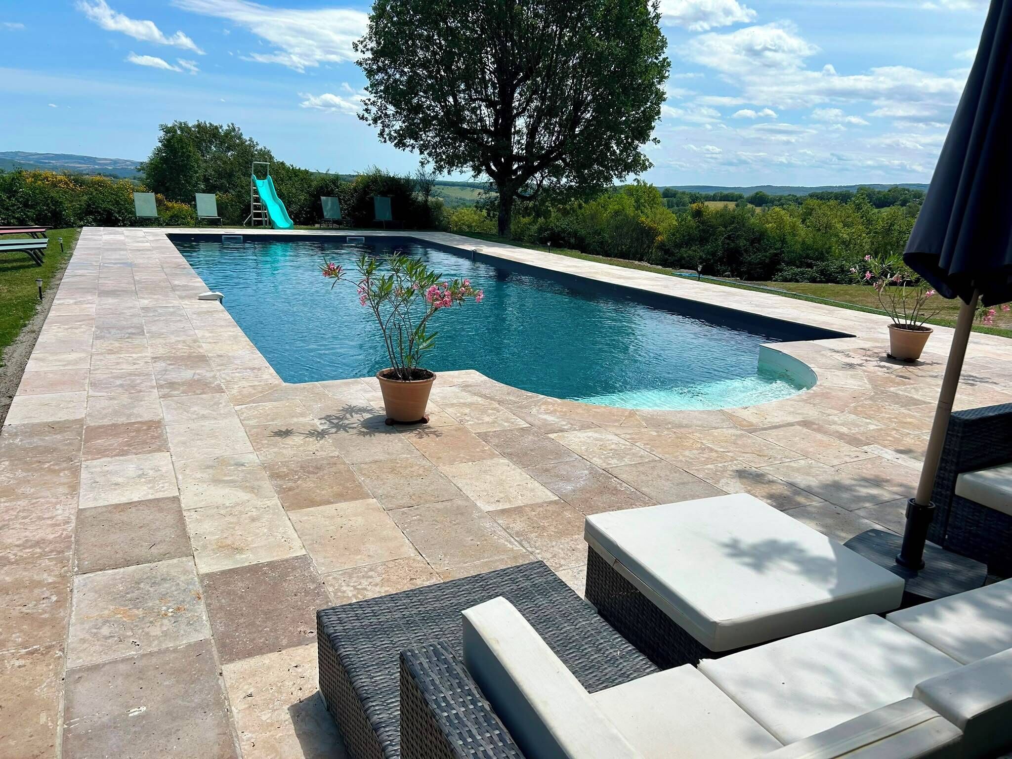 Piscine extérieure