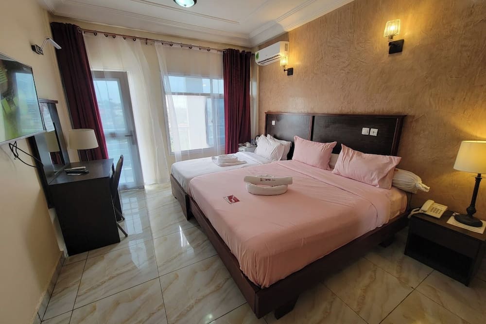 Safyad Hotel