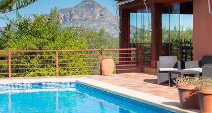 LUXURY AIR-CONDITIONED VILLA WITH SEA VIEW 5 BED 10 PEOPLE WI FI