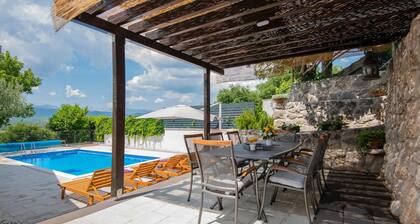 Fantastisches Haus mit 4 Schlafzimmern.