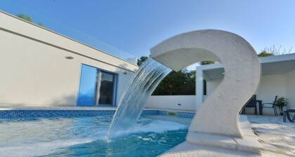 Villa Anna con terrazza sul tetto e piscina