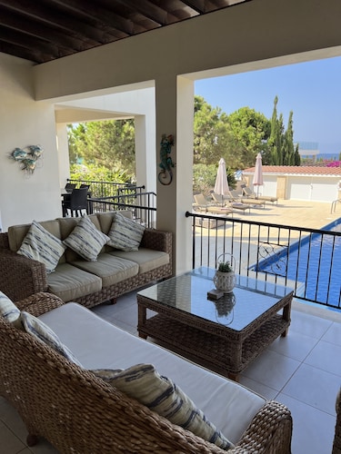 Villa With Private Pool And Stunning Sea Views And Large Landscaped Gardens