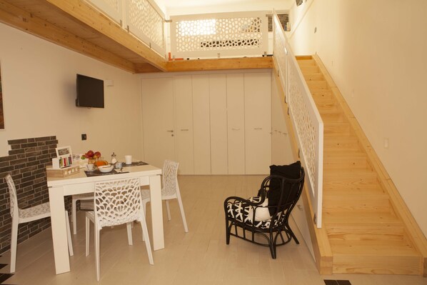 Dining - BENinCASA, in the heart of Lecce a loft that will make you feel at home ... (Lecce)
