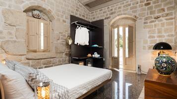 4 camere, ferro/asse da stiro, Wi-Fi gratuito, lenzuola