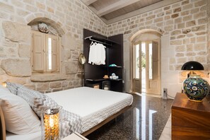 4 Schlafzimmer, Bügeleisen/Bügelbrett, kostenloses WLAN, Bettwäsche