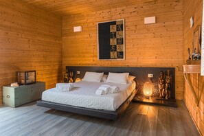 4 camere, ferro/asse da stiro, Wi-Fi gratuito, lenzuola