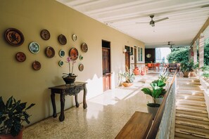 Interior entrance - Hotel Diriá Santa Cruz (Santa Cruz)