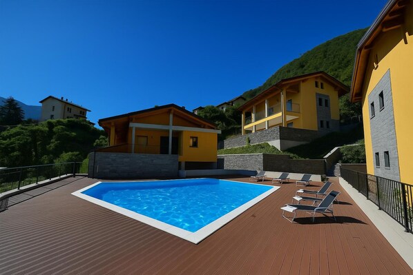 Pool - Residence Eden Gardenia 9, Argegno, Italy (Argegno)