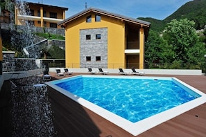 Pool deck