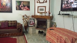 Flachbildfernseher, Kamin