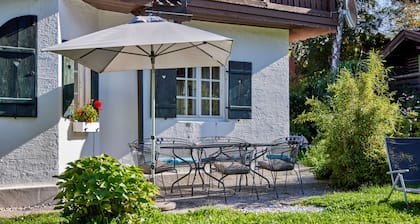 4 Star Holiday house with panorama mountain view and large garden