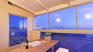 Unclassified image, 4 of 32, button - BB Beach Club 37 (Cape Town)