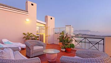 Executive Apartment, 2 Bedrooms | Terrace/patio